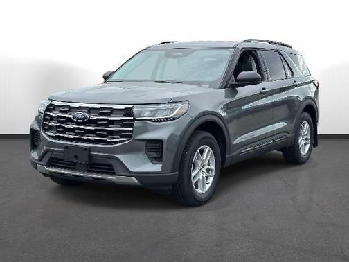 Carbonized Gray Metallic 2026 Ford Explorer Active