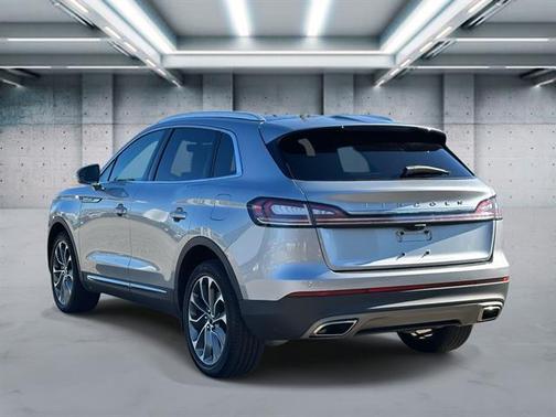 Silver Radiance Metallic Clearcoat 2022 Lincoln Nautilus Reserve