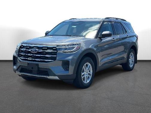 Carbonized Gray Metallic 2026 Ford Explorer Active