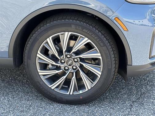 whisper blue metallic clearcoat 2026 Lincoln Aviator Premiere