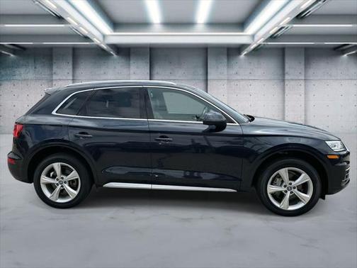 2020 Audi Q5 45 Premium