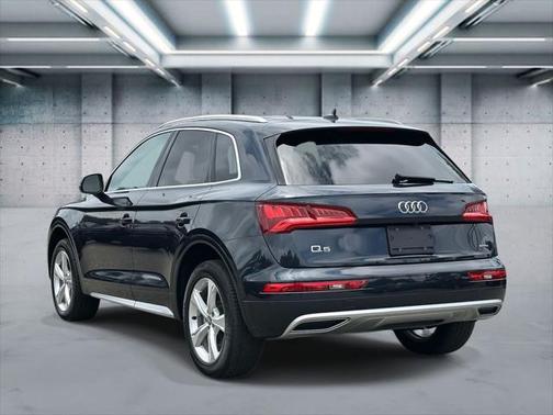 2020 Audi Q5 45 Premium