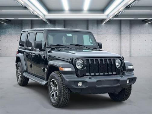 Black Clearcoat 2020 Jeep Wrangler Unlimited Sport