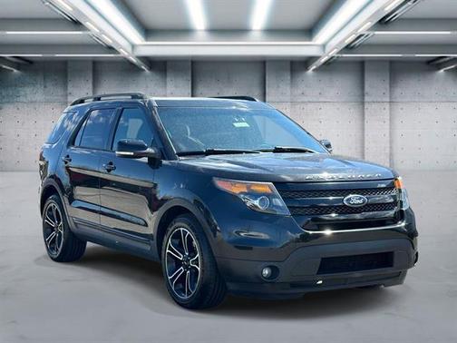 Tuxedo Black Metallic 2015 Ford Explorer Sport