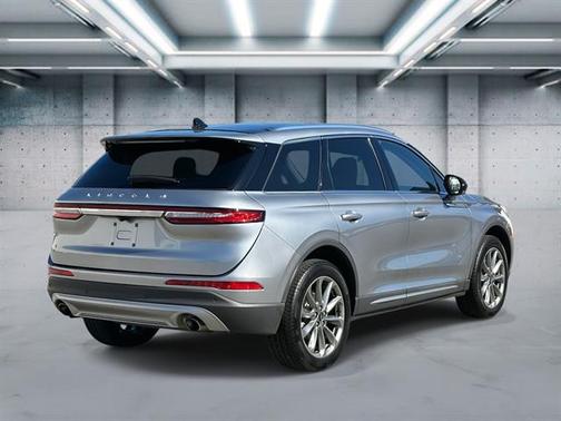 Silver Radiance Metallic Clearcoat 2022 Lincoln Corsair Standard