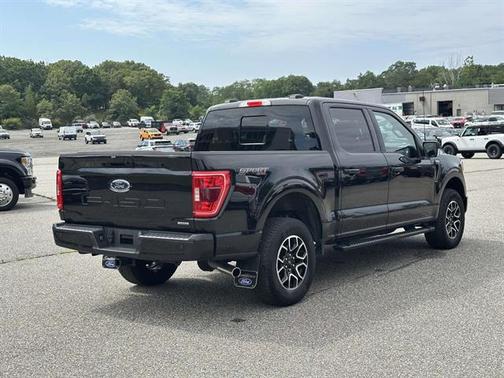 Agate Black Metallic 2023 Ford F-150 XLT