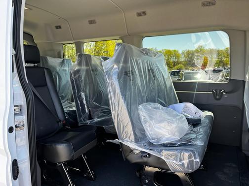 2024 Ford Transit-350 XL