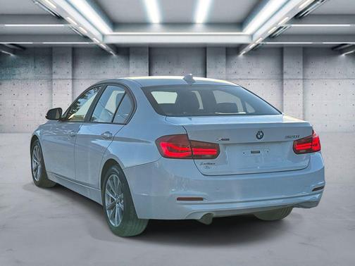 2017 BMW 320 i