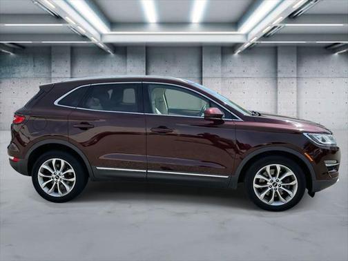2016 Lincoln MKC Select