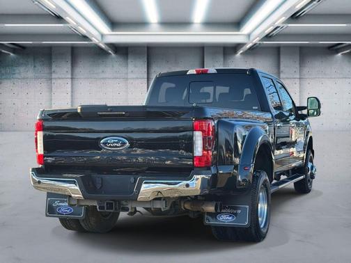 2019 Ford F-350 Lariat