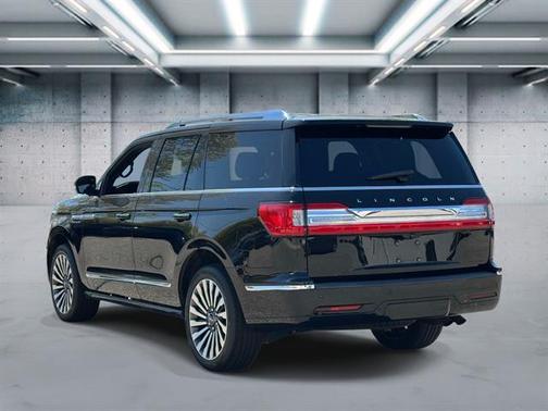 Infinite Black 2021 Lincoln Navigator Reserve