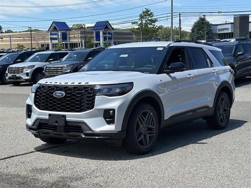 Space White Metallic 2026 Ford Explorer ST-Line