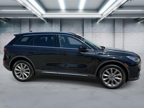 Infinite Black 2022 Lincoln Corsair Standard