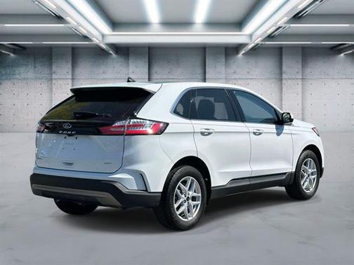 Oxford White 2023 Ford Edge SEL