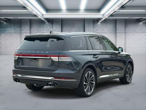 2022 Lincoln Aviator Reserve AWD