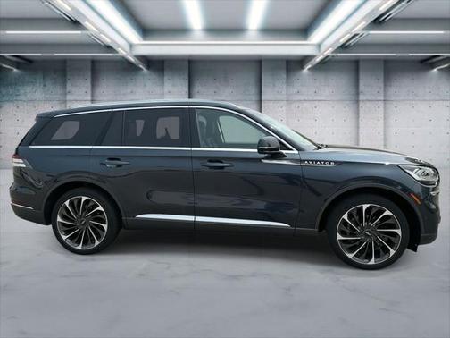 2022 Lincoln Aviator Reserve AWD