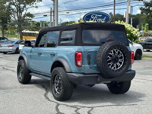 2022 Ford Bronco Black Diamond