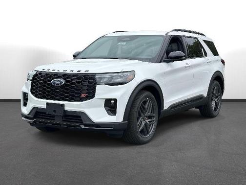 Star White Metallic Tri-Coat 2026 Ford Explorer ST