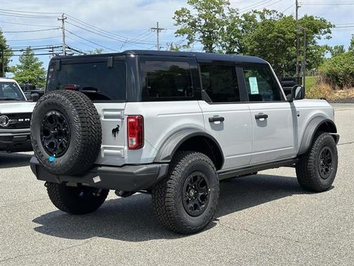 Avalanche Gray 2026 Ford Bronco Big Bend