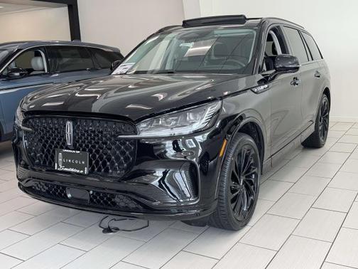Infinite Black Metallic Clearcoat 2026 Lincoln Aviator Reserve AWD