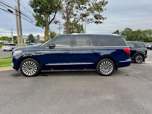 2019 Lincoln Navigator L Reserve