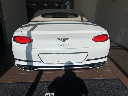 2022 Bentley Continental GT V8