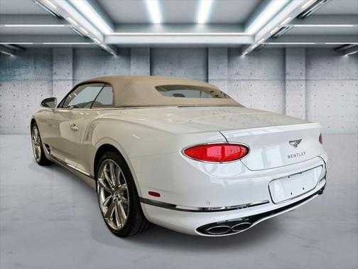 2022 Bentley Continental GT V8