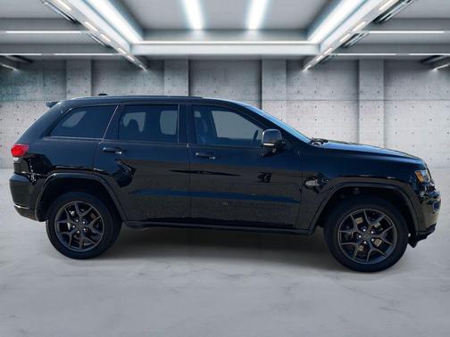 2021 Jeep Grand Cherokee 80th Anniversary 4X4