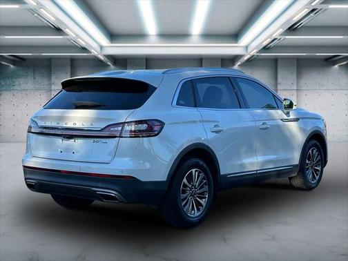 2020 Lincoln Nautilus Standard