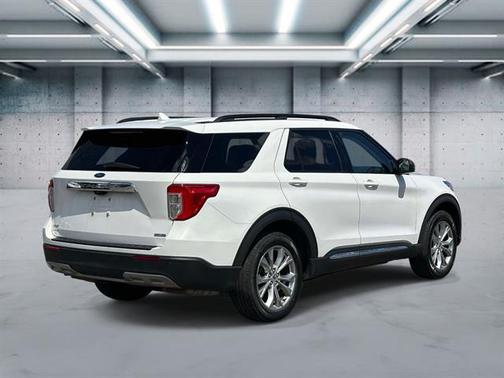 Star White Metallic Tri-Coat 2020 Ford Explorer XLT