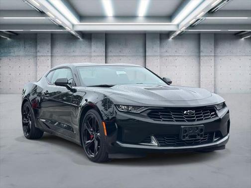 2022 Chevrolet Camaro RWD Coupe LT1