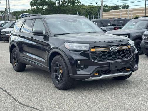 Agate Black Metallic 2026 Ford Explorer Tremor