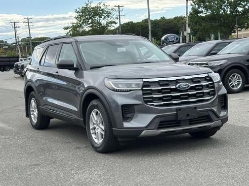Carbonized Gray Metallic 2026 Ford Explorer Active