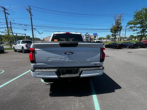 2025 Ford F-150 Lightning XLT