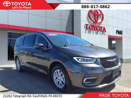 2023 Chrysler Pacifica Touring L