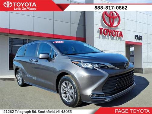 2023 Toyota Sienna XLE