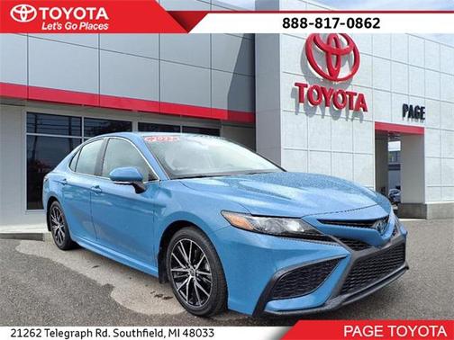 2023 Toyota Camry SE