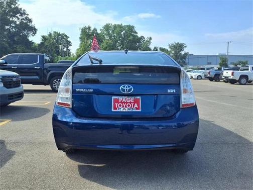 2010 Toyota Prius II
