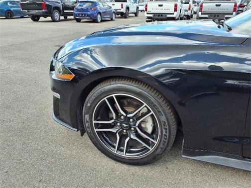 2021 Ford Mustang EcoBoost