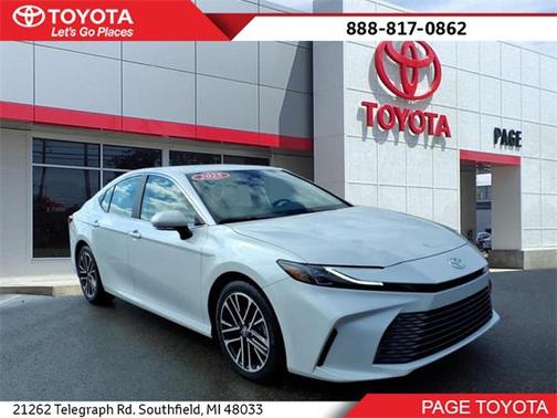 2025 Toyota Camry XLE