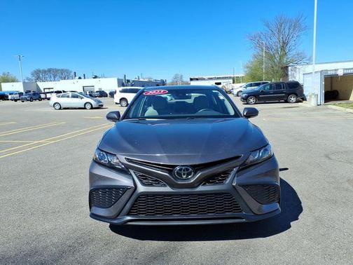 Predawn Gray Mica 2023 Toyota Camry SE