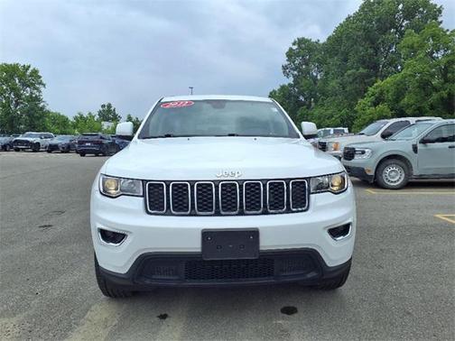 2022 Jeep Grand Cherokee Laredo
