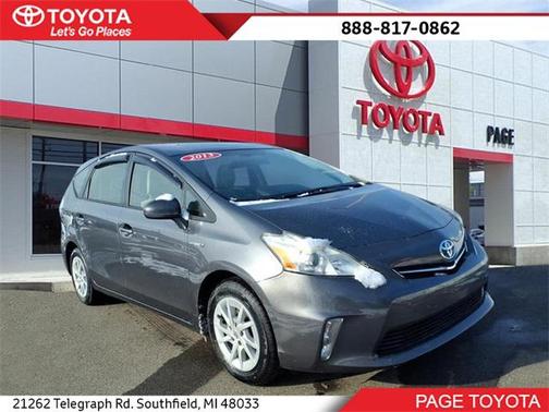 2013 Toyota Prius v Two