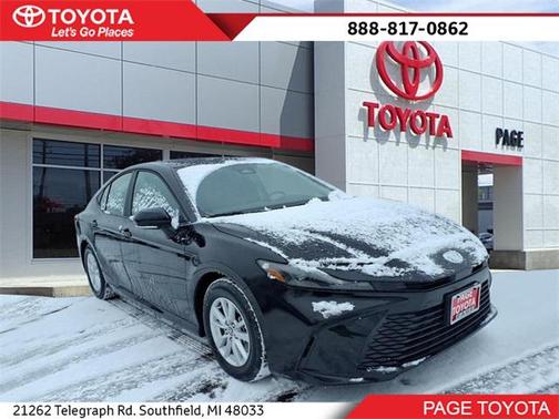 2025 Toyota Camry LE