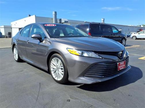 2018 Toyota Camry XLE
