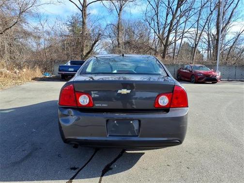 2011 Chevrolet Malibu LS