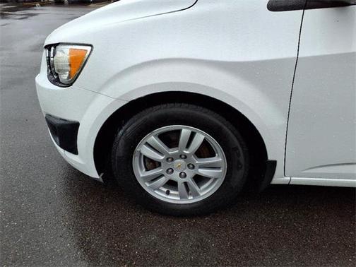2012 Chevrolet Sonic 2LS