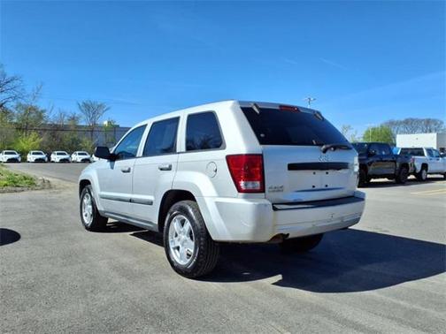 2007 Jeep Grand Cherokee Laredo