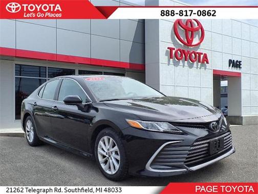 2022 Toyota Camry LE