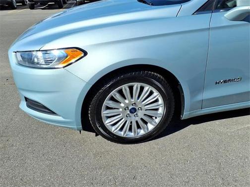2014 Ford Fusion Hybrid SE